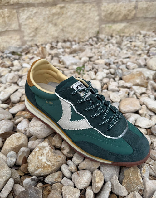 Victoria Saturn Sneaker