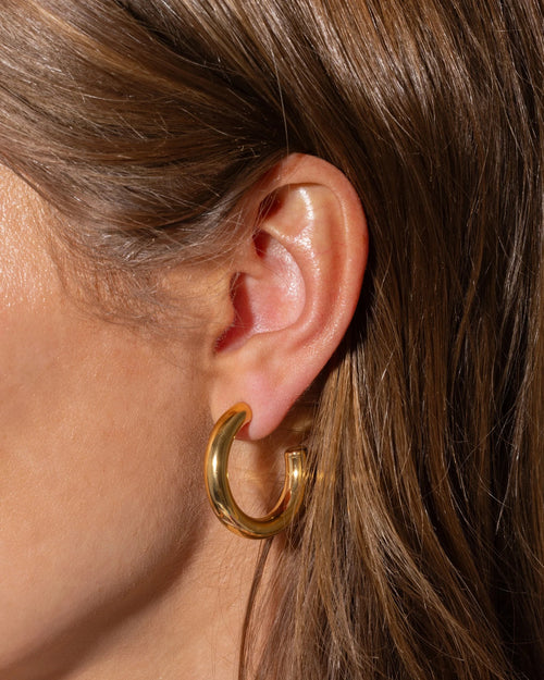 Terri Medium Hoop Earrings