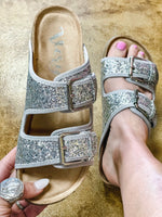 Very G Paula Slides
