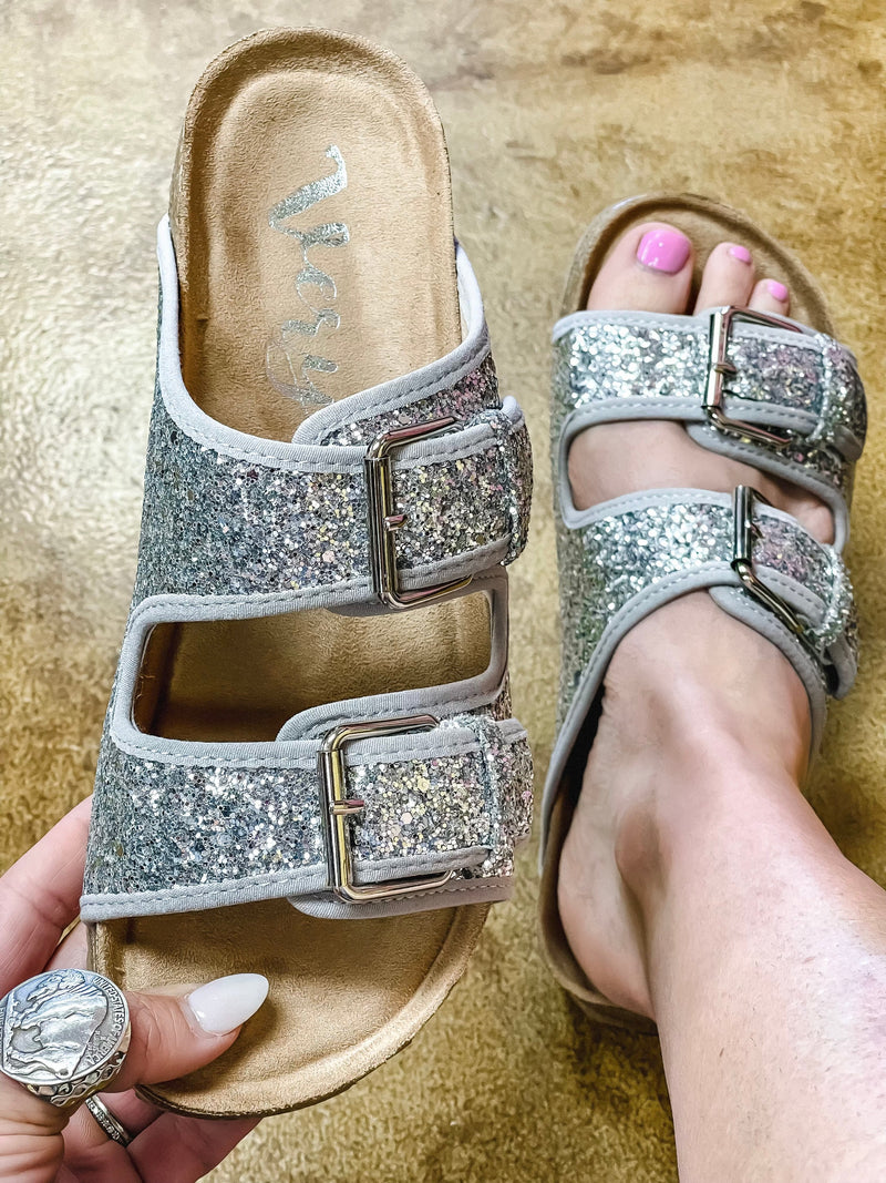 Very G Paula Slides