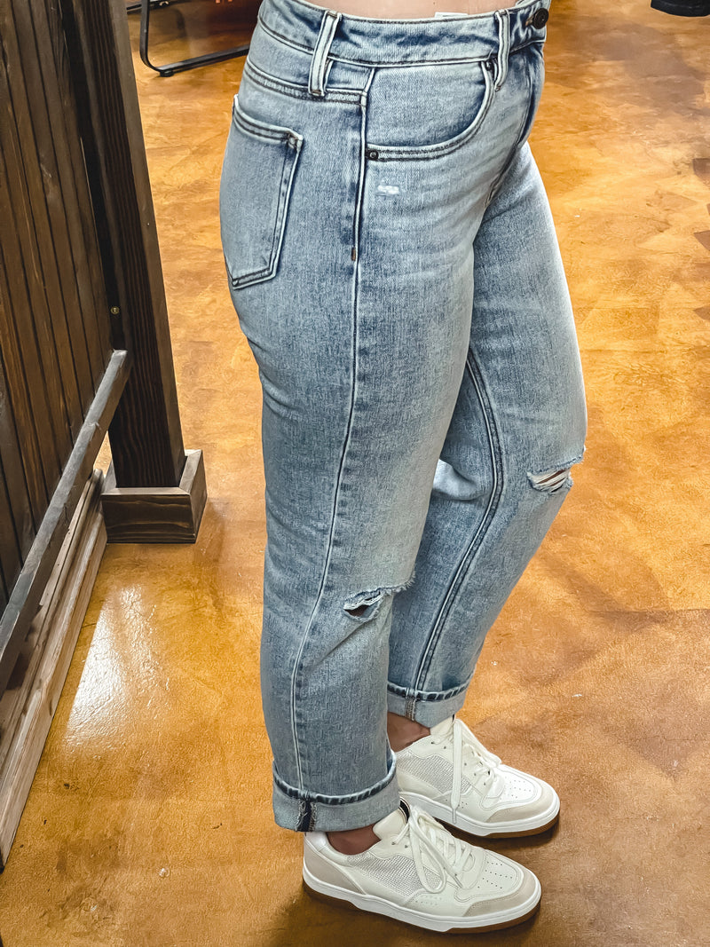 Hidden Walker Mom Jeans