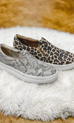 Genesis Sneaker