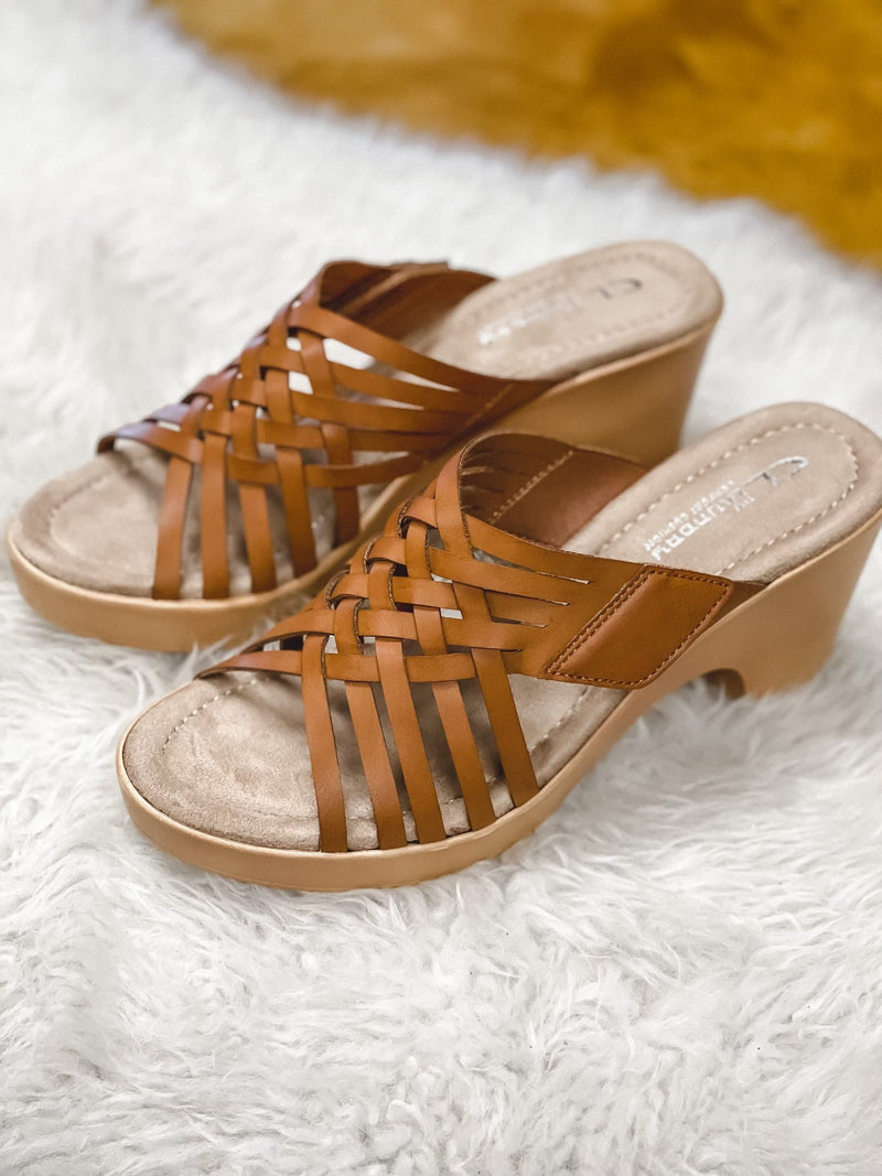 CL Astir Sandals Camel