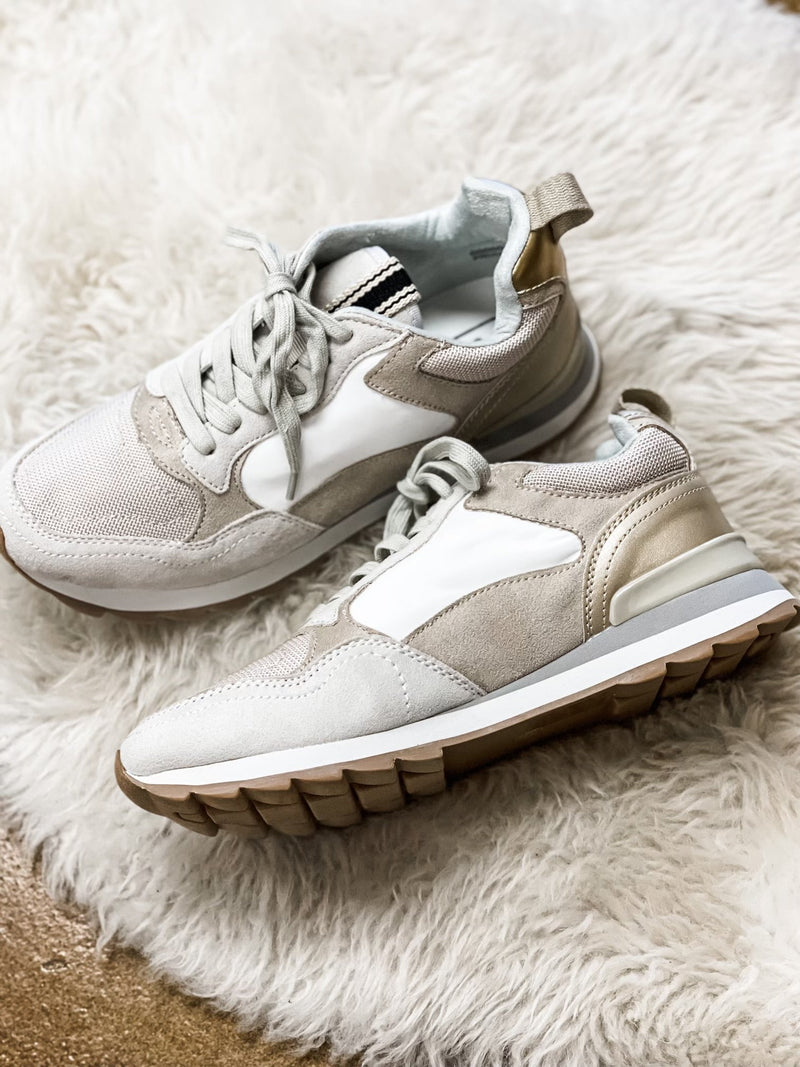 Pruide Gold Sneaker