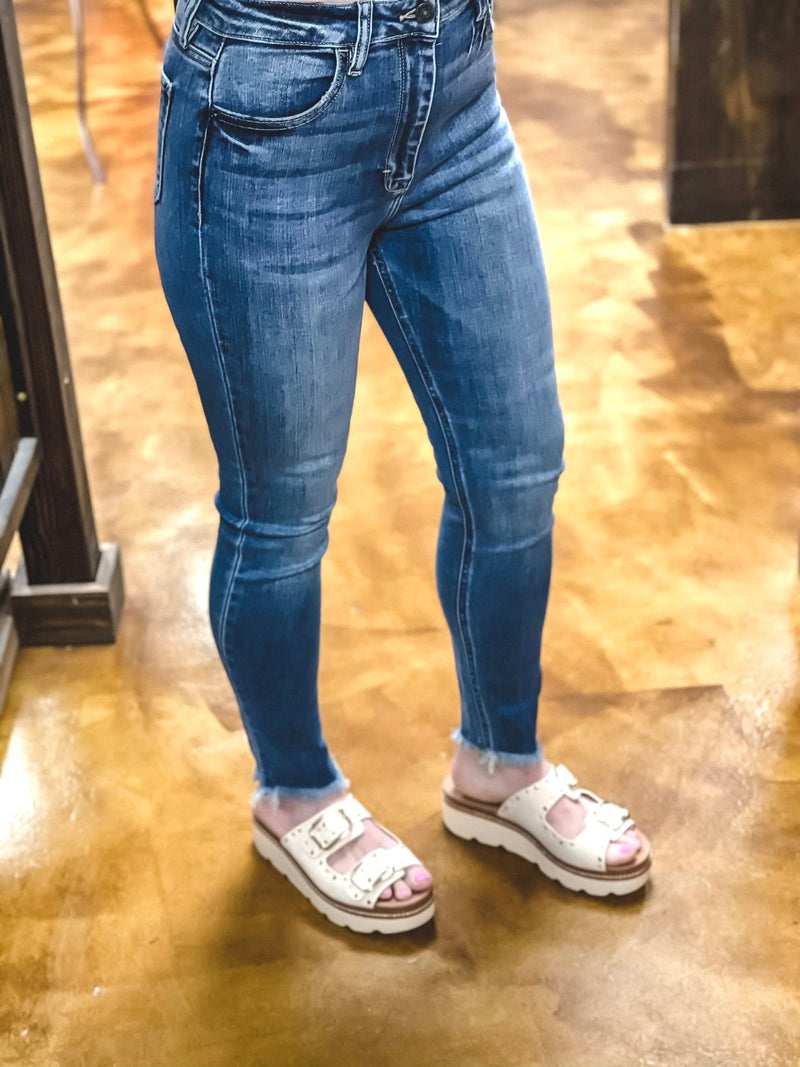Hidden Taylor Raw Hem Skinny