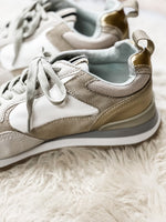 Pruide Gold Sneaker
