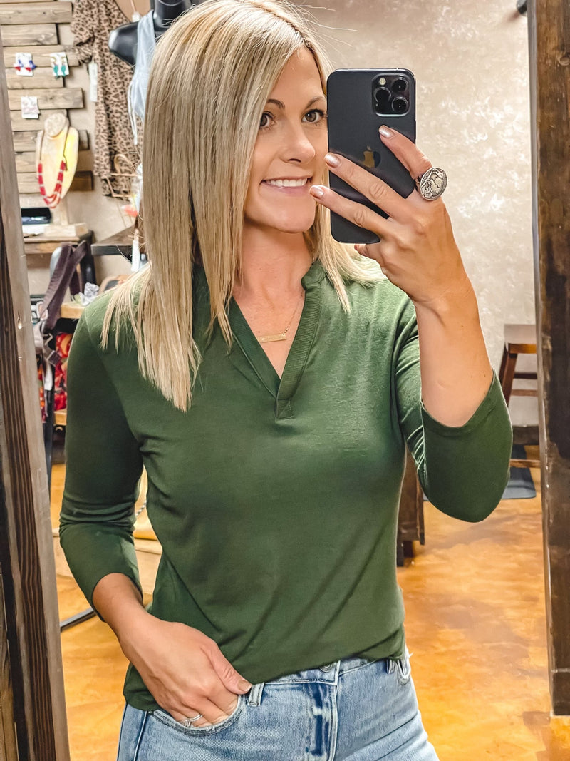 Avalyn Basic top