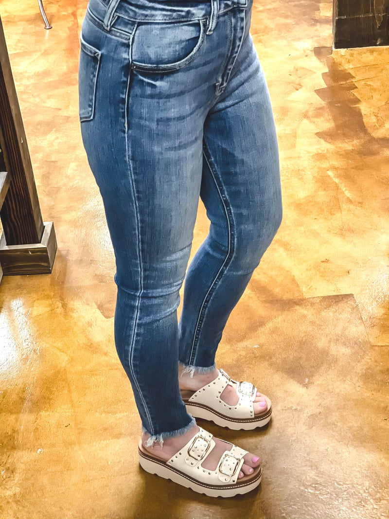Hidden Taylor Raw Hem Skinny