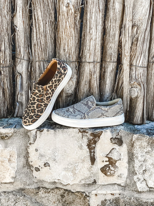Genesis Sneaker