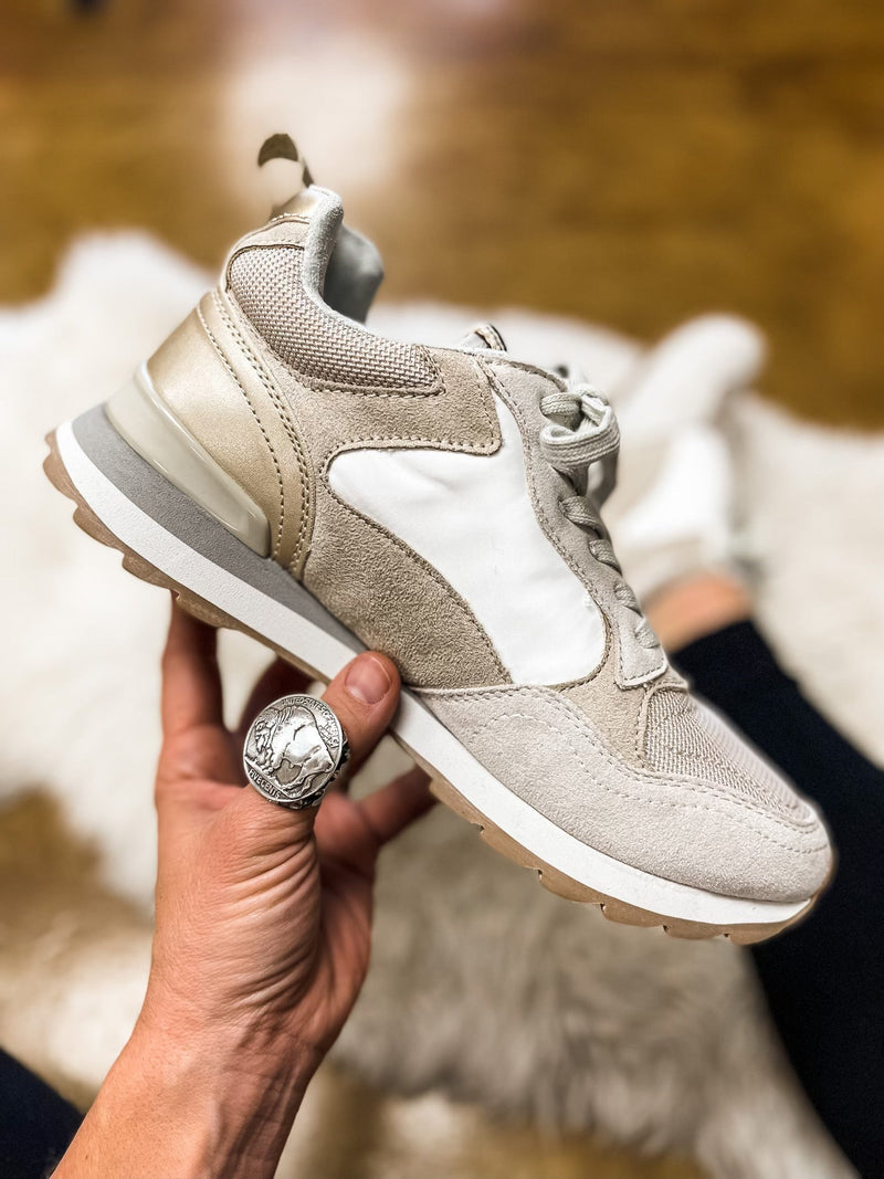 Pruide Gold Sneaker